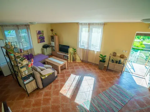 Prodaja, kuća, 140m², Beočin, Srbija - image 23