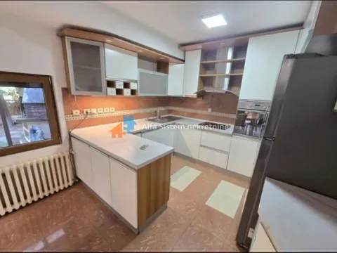 Rent, house, 160m², Savski Venac, Beograd - image 13