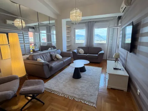 Rent, one bedroom apartment, 52m², City Kvart, Podgorica - image 2