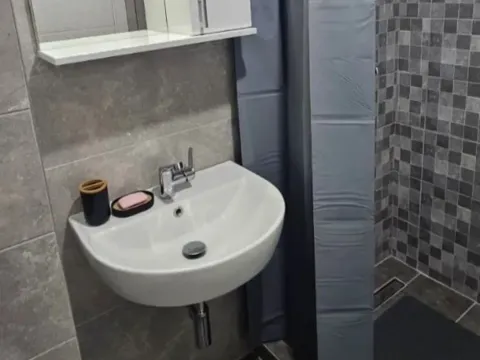 Rent, one bedroom apartment, 45m², Tuški Put, Podgorica - image 8