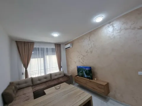 Sale, studio apartment, 24m², Bečići, Budva - image 4