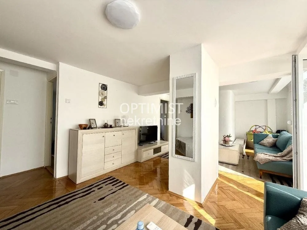 Rent, three bedroom apartment, 76m², Botanička Bašta, Palilula Sve Podlokacije