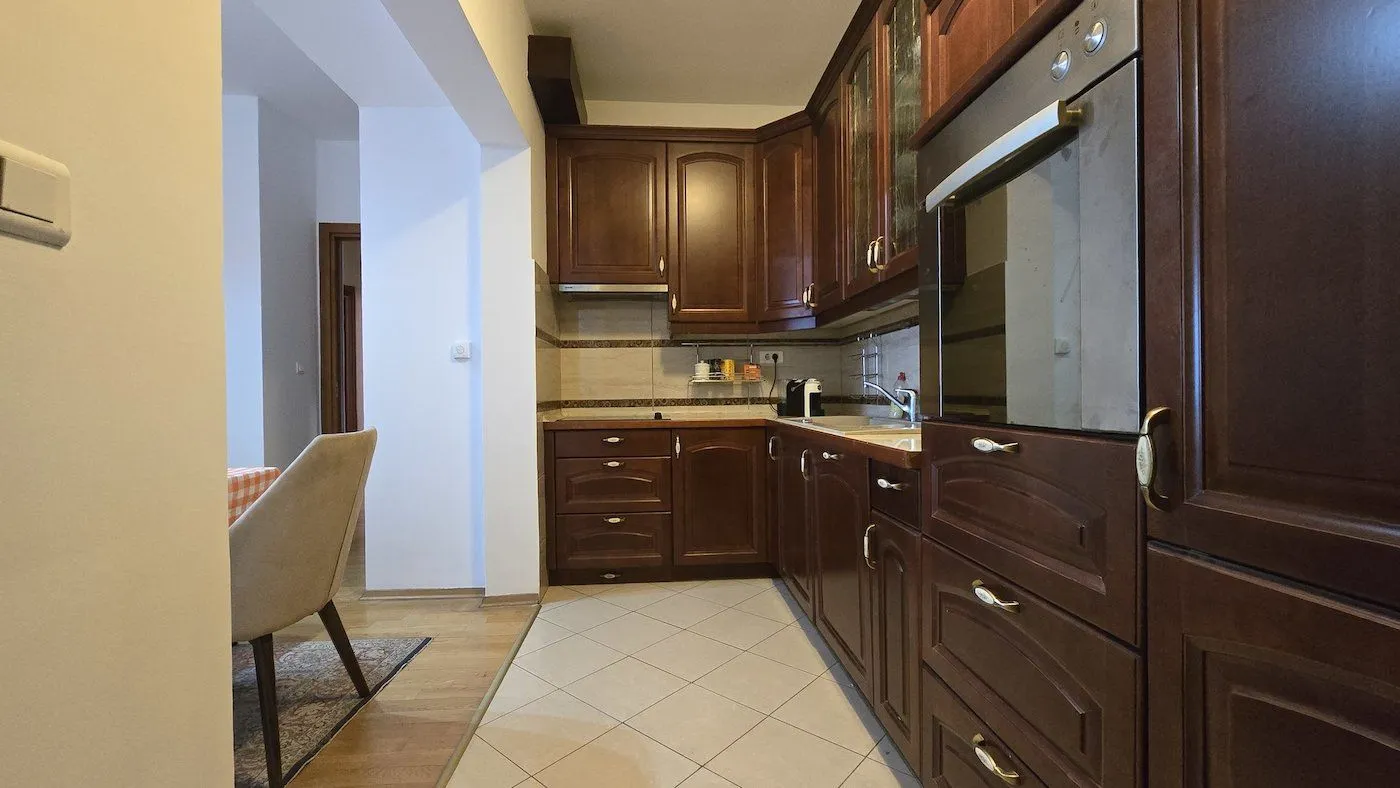 Rent, apartment, 100m², Centar, Podgorica