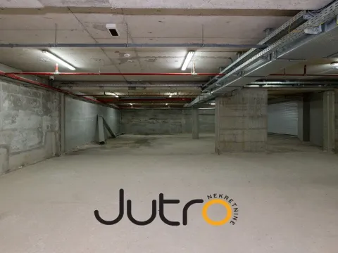 Rent, office space, 178m², Podgorica, Crna Gora - image 13