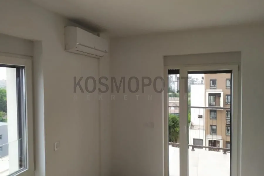 Prodaja, dvosoban stan, 75m², Tošin bunar, Novi Beograd Sve Podlokacije