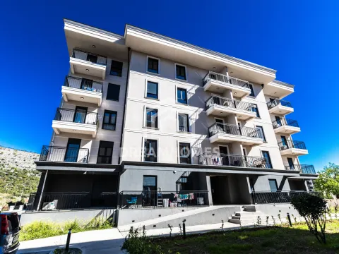 Rent, studio apartment, 21m², Tološi, Podgorica - image 7