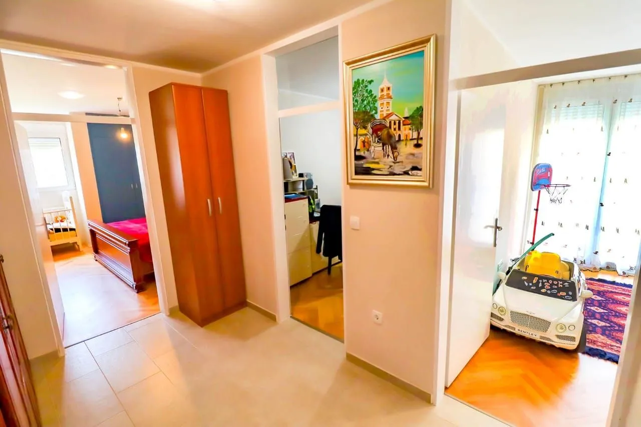 Sale, three bedroom apartment, 112m², Bar, Crna Gora