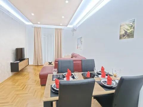 Izdavanje, jednosoban stan, 45m², Budva, Crna Gora - image 19