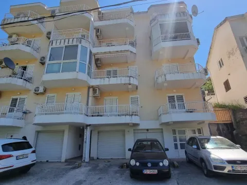 Sale, two bedroom apartment, 58m², Bečići, Budva - image 21