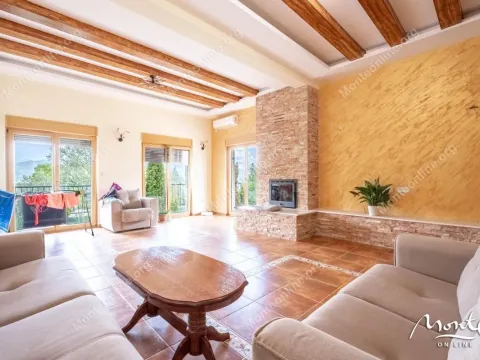 Sale, house, 247m², Đenovići, Herceg Novi - image 10