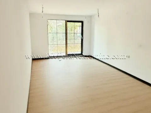 Sale, two bedroom apartment, 103m², Herceg Novi, Crna Gora - image 3