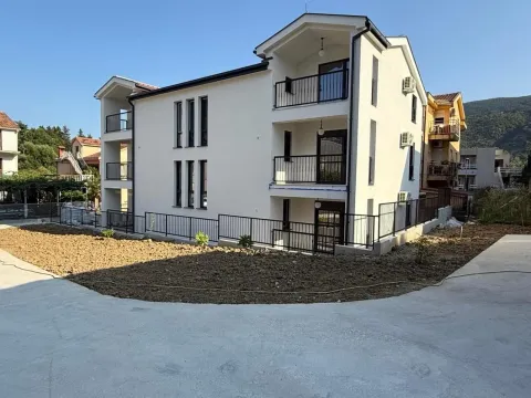 Izdavanje, jednosoban stan, 51m², Zelenika, Herceg Novi - image 7