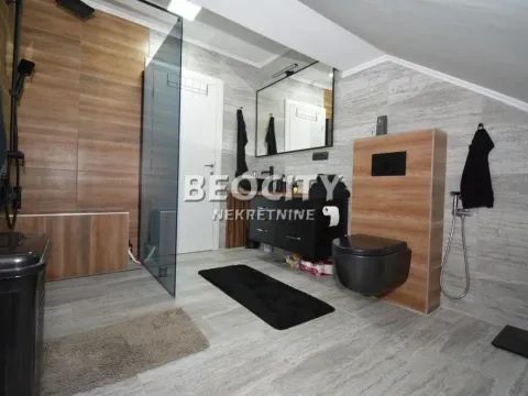 Prodaja, kuća, 345m², Strelište, Pančevo - image 16