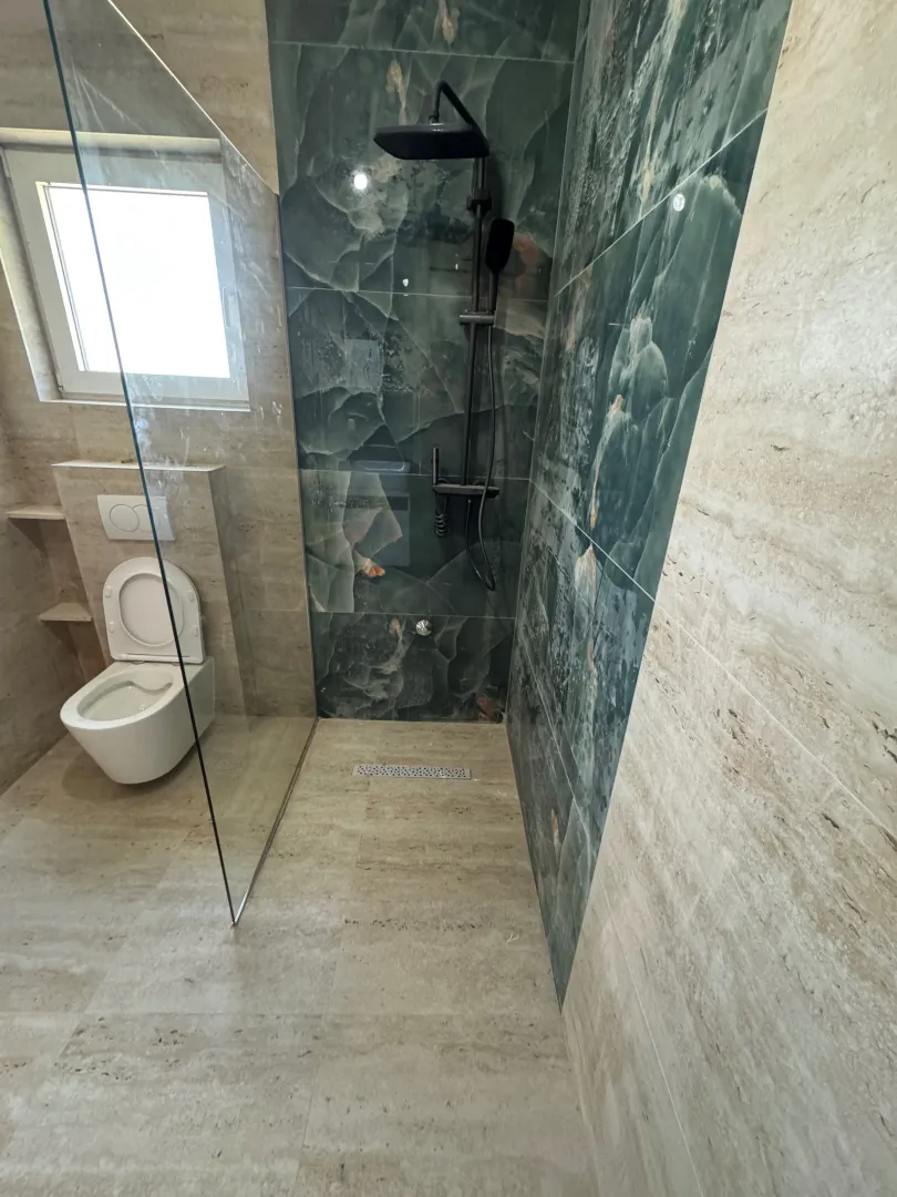 Prodaja, dvosoban stan, 53m², Radanovići, Kotor