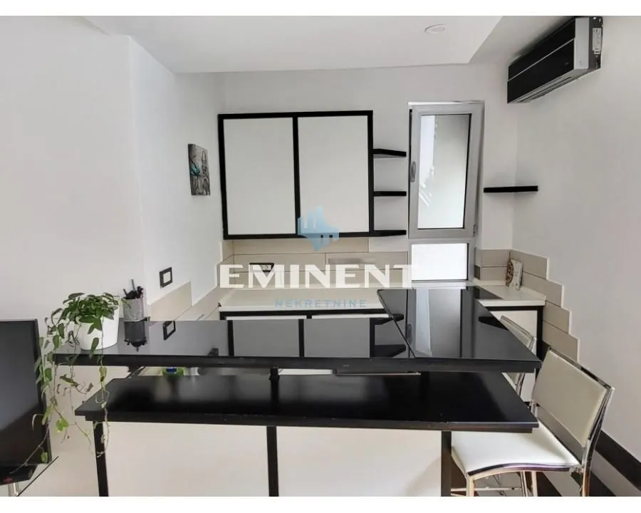 Rent, apartment, 45m², Stari Grad, Beograd
