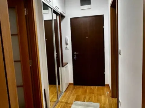 Izdavanje, jednosoban stan, 47m², City Kvart, Podgorica - image 2