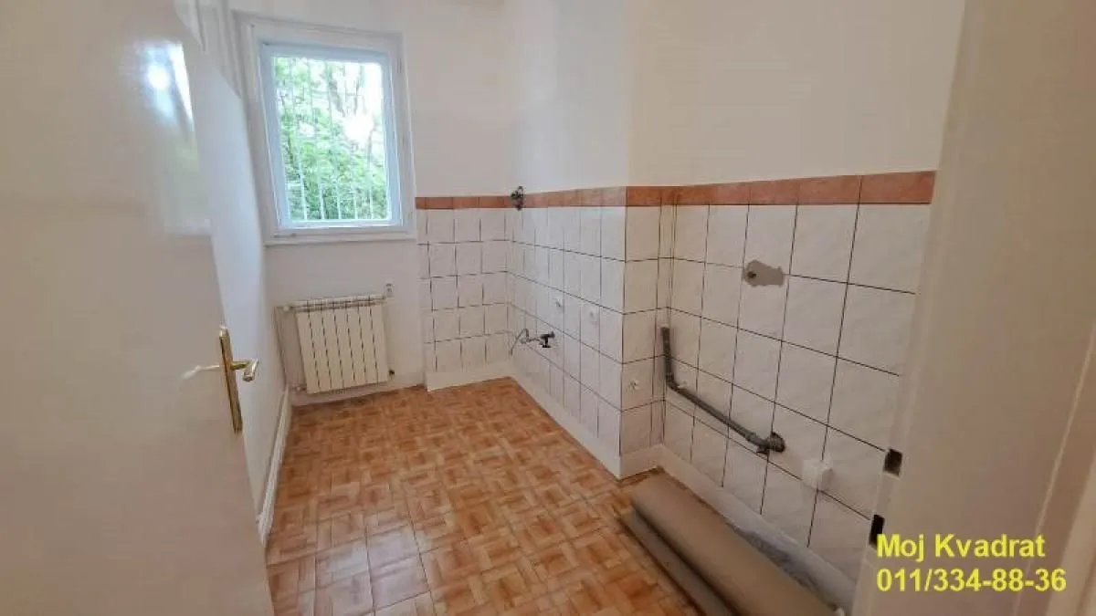 Prodaja, trosoban stan, 81m², Stari Grad, Beograd