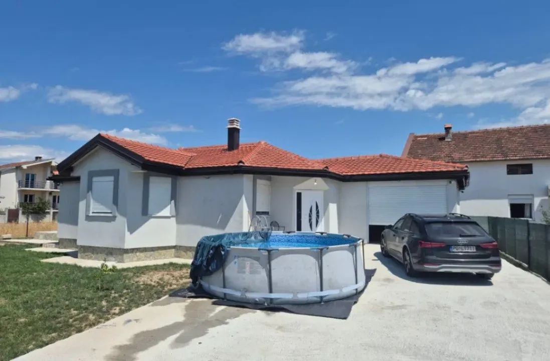 Izdavanje, kuća, 170m², Zagorič, Podgorica