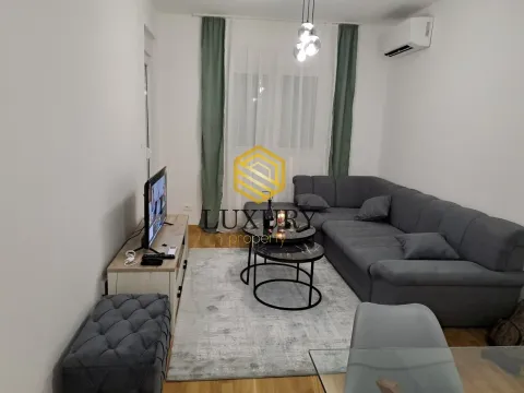 Izdavanje, jednosoban stan, 45m², Zabjelo, Podgorica - image 1