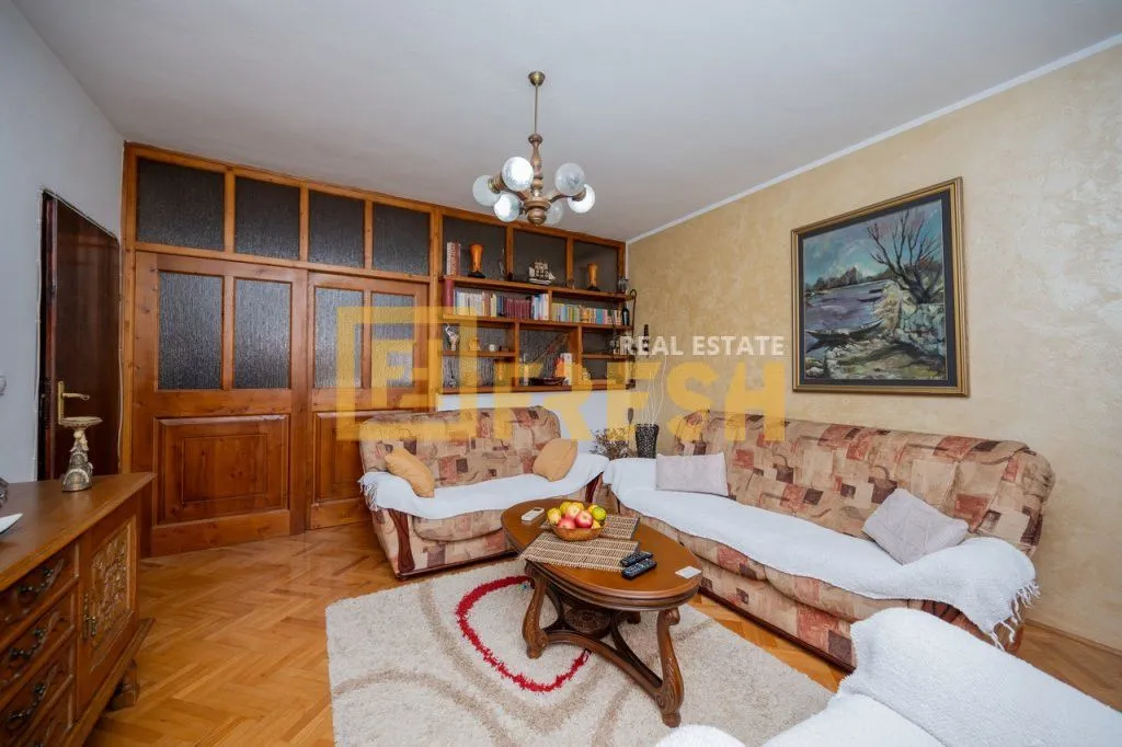 Sale, house, 150m², Stari Aerodrom, Podgorica