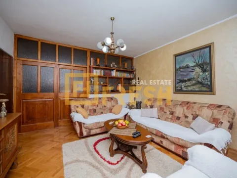 Prodaja, kuća, 150m², Stari Aerodrom, Podgorica - image 12