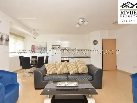 Sale, two bedroom apartment, 69m², Đenovići, Herceg Novi