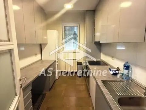 Izdavanje, četvorosoban stan, 155m², Senjak, Beograd - image 7