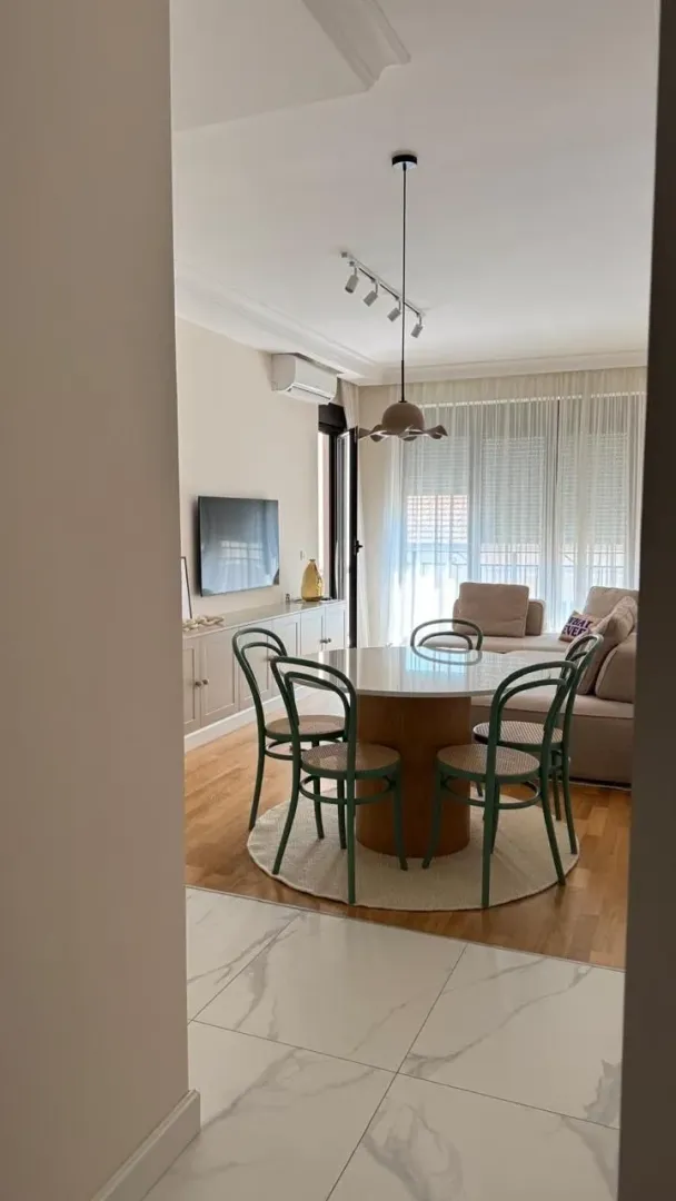 Rent, one bedroom apartment, 51m², Centar, Tivat