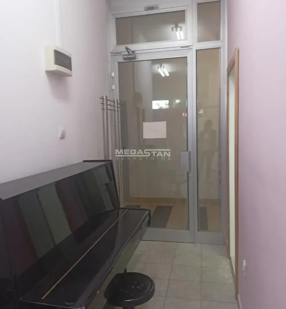Sale, office space, 20m², Nova Pazova, Stara Pazova