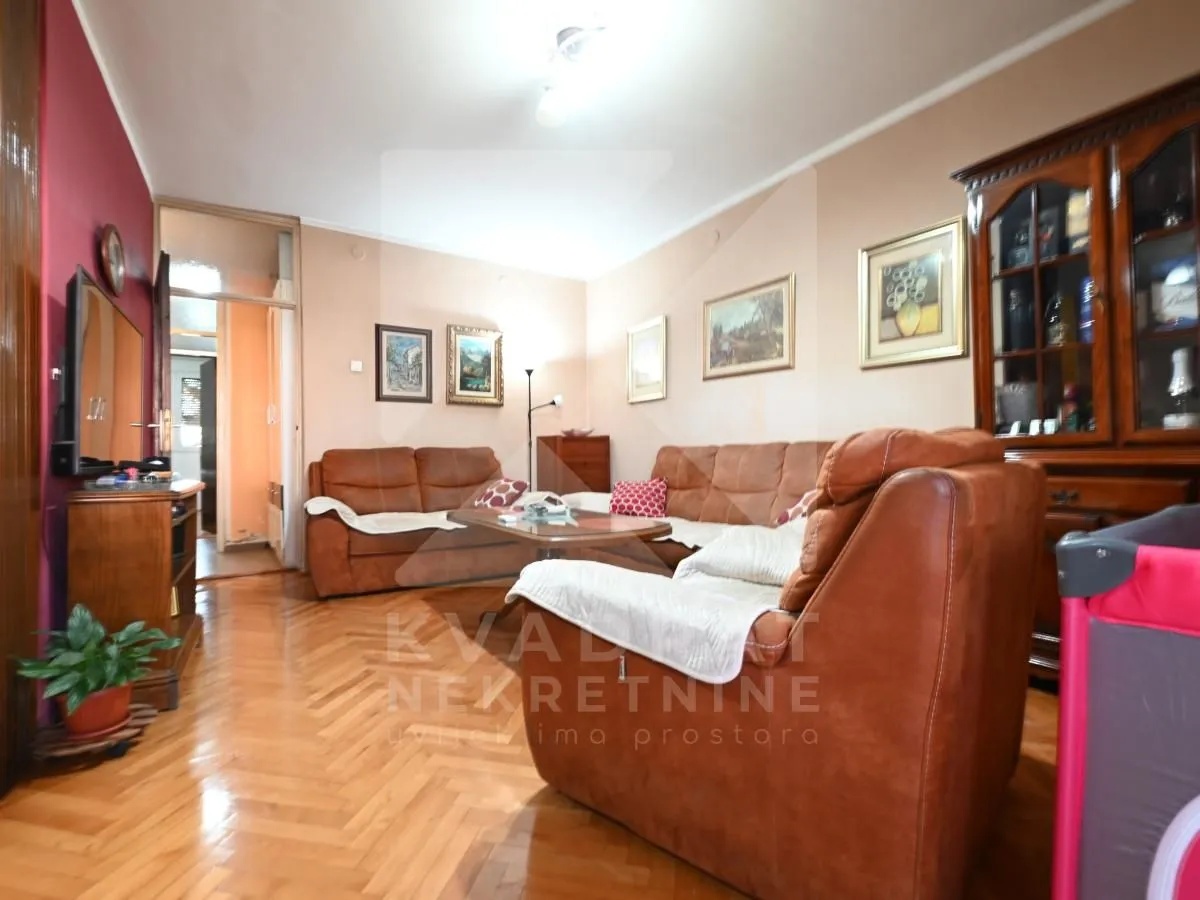 Prodaja, dvosoban stan, 70m², Stari Aerodrom, Podgorica