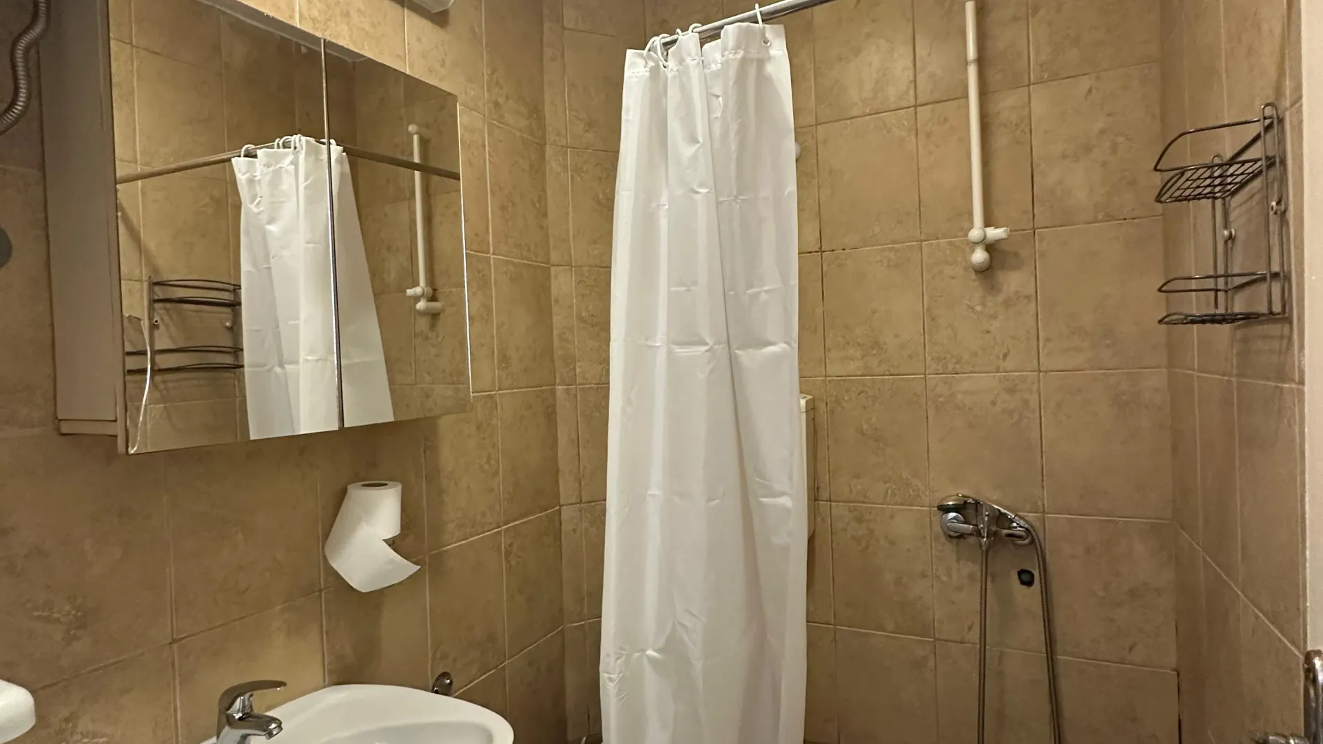 Izdavanje, jednosoban stan, 45m², Centar, Tivat