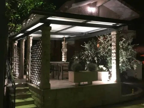 Izdavanje, dvosoban stan, 120m², Mrčevac, Tivat - image 6