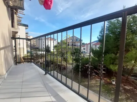 Izdavanje, jednosoban stan, 47m², Igalo, Herceg Novi - image 2