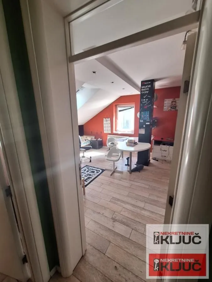 Prodaja, stan, 174m², Bulevar Oslobodjenja, Novi Sad Sve Podlokacije