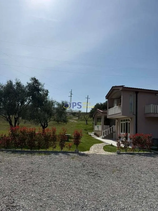 Prodaja, kuća, 174m², Podgorica, Crna Gora