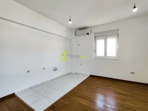Izdavanje, dvosoban stan, 70m², Zabjelo, Podgorica - image 4