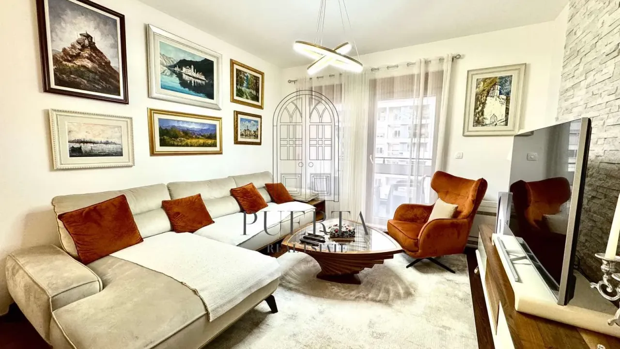 Rent, two bedroom apartment, 69m², Master Kvart, Podgorica