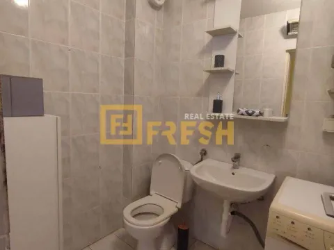 Izdavanje, dvosoban stan, 68m², Budva, Crna Gora - image 11