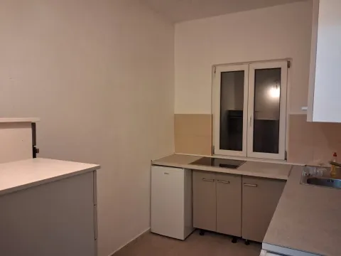 Rent, one bedroom apartment, 40m², Bjeliši, Bar - image 3