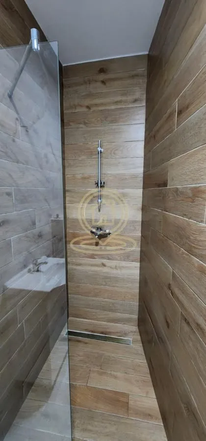 Prodaja, trosoban stan, 67m², Petrovaradin, Novi Sad