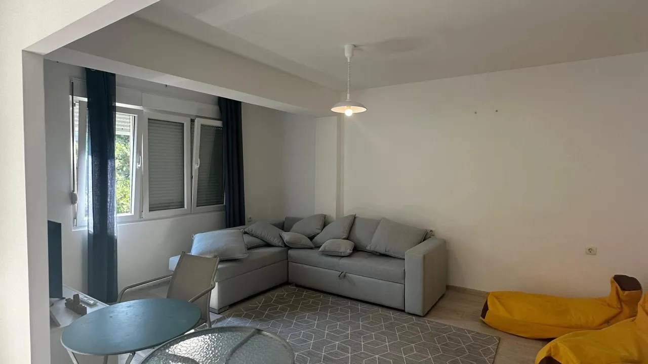 Rent, two bedroom apartment, 70m², Centar, Tivat