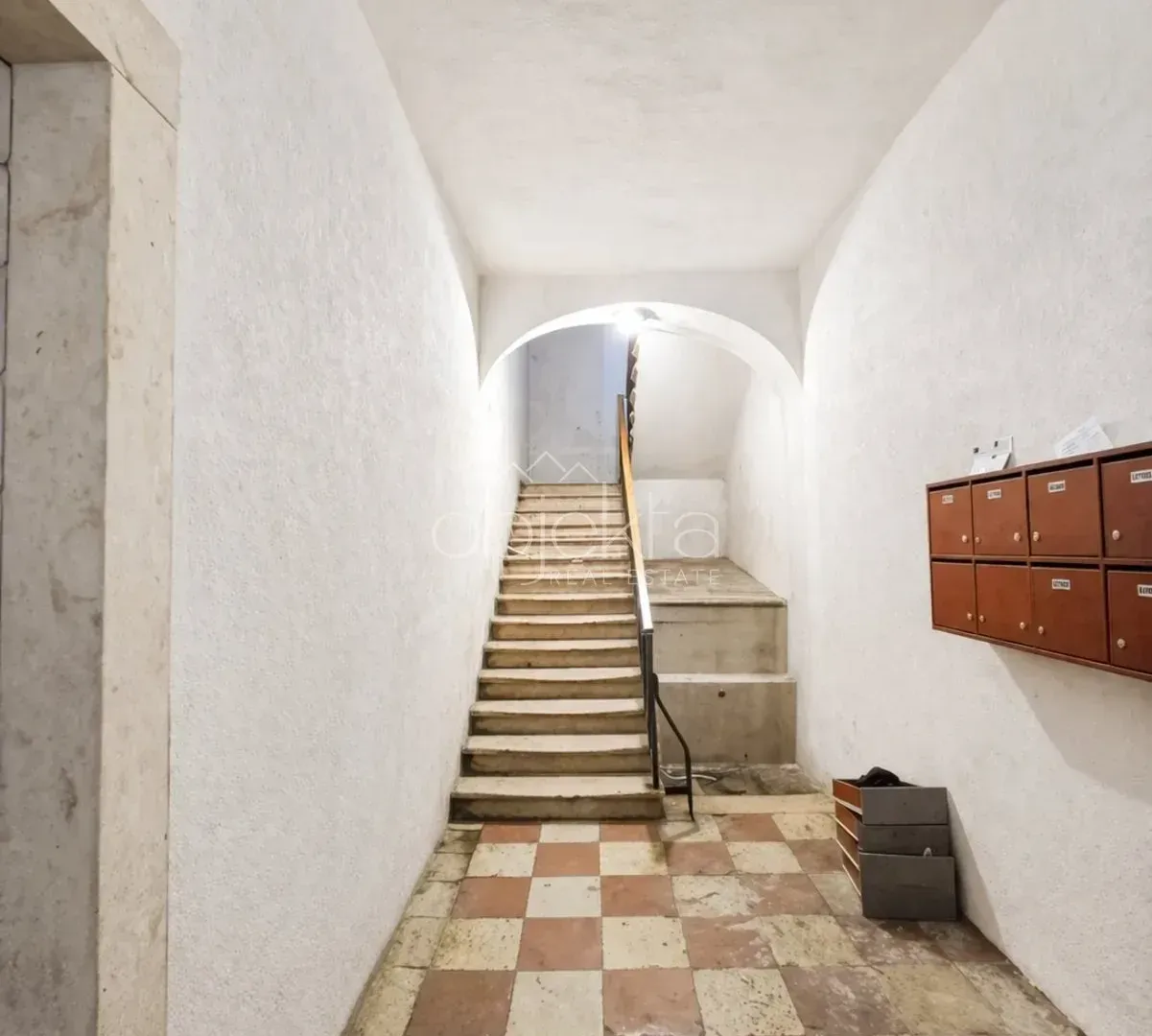 Prodaja, stan, 72m², Kotor, Crna Gora