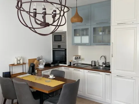 Izdavanje, jednosoban stan, 47m², Centar, Budva - image 4