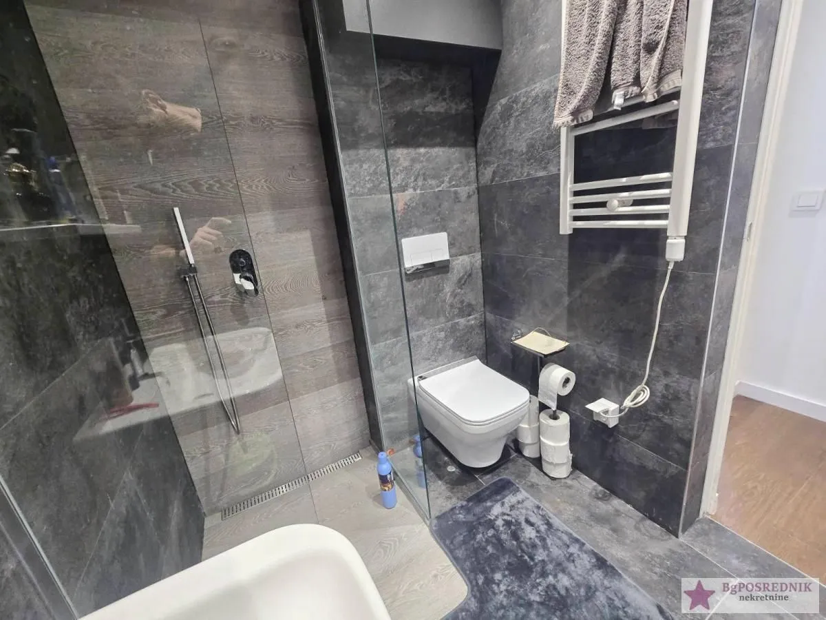 Prodaja, trosoban stan, 99m², Novi Beograd Sve Podlokacije, Beograd