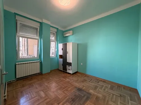 Sale, four bedroom apartment, 106m², Savski Venac, Beograd - image 17