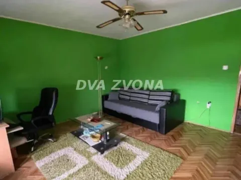 Prodaja, kuća, 420m², Farkaždin, Zrenjanin - image 9
