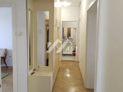 Izdavanje, trosoban stan, 100m², Spens, Novi Sad Sve Podlokacije - image 3