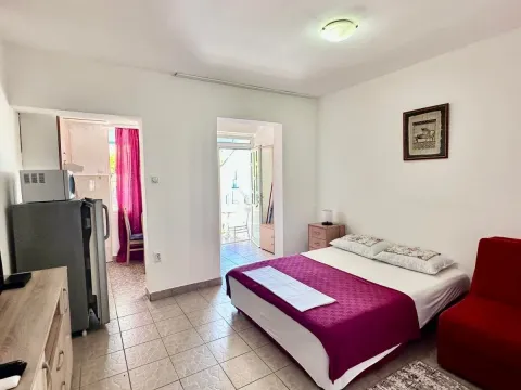 Sale, one bedroom apartment, 75m², Sveti Stefan, Budva - image 10