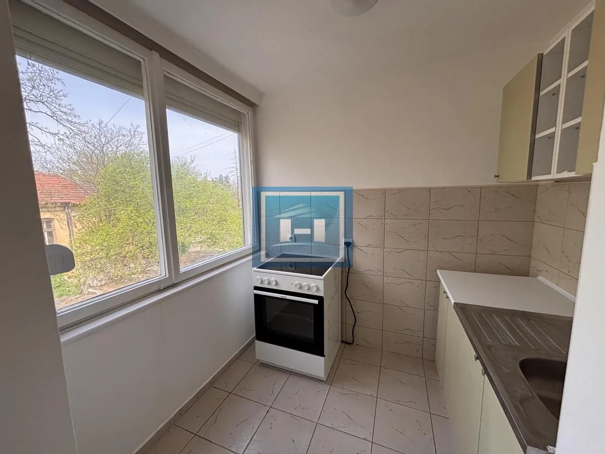 Prodaja, dvosoban stan, 58m², Kajsijar, Jagodina