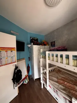 Children's bedroom with a bunk bed and a wardrobe. - image 8